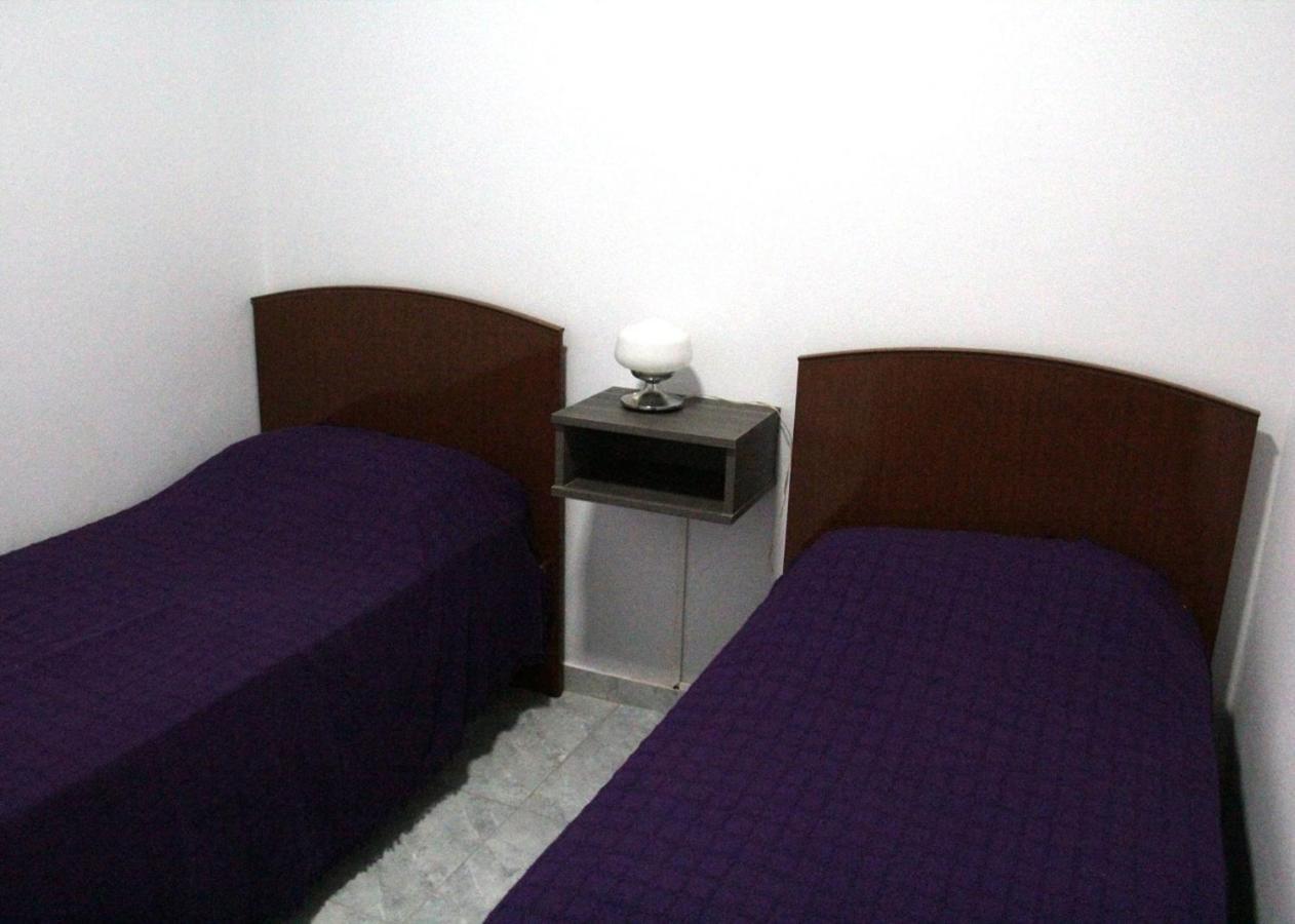 Alojamiento Sarmiento General Alvear  Exterior foto